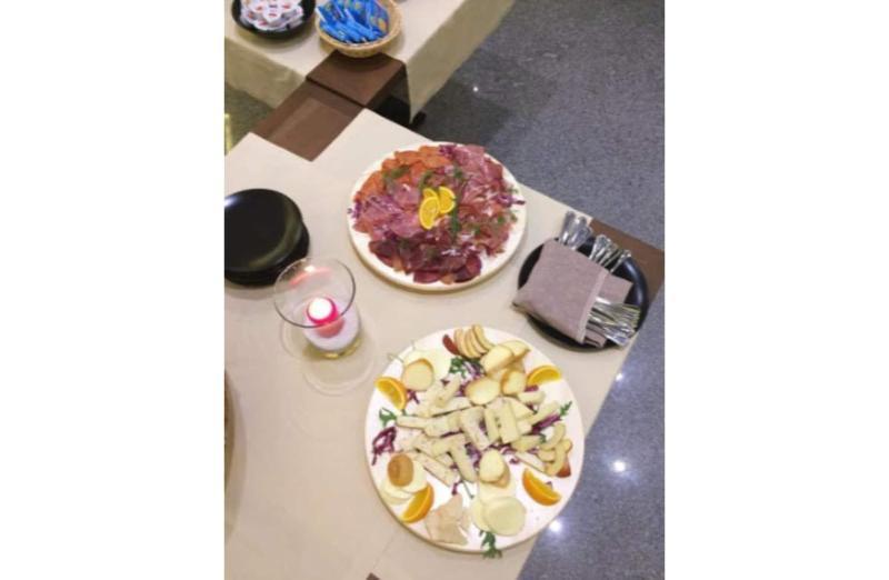 מנדוריה Bhb Hotel מראה חיצוני תמונה